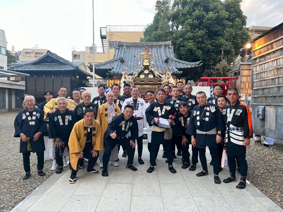 地域のお祭り（神輿渡御）で地域の皆さんと