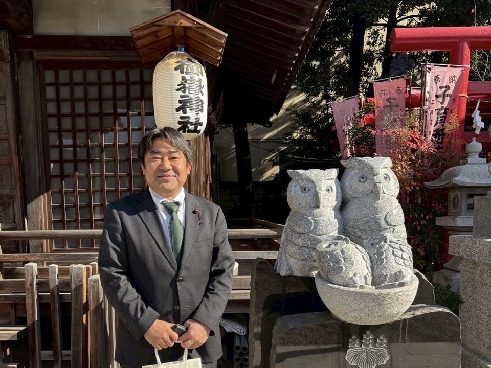 御嶽神社を訪れた中澤まさゆき