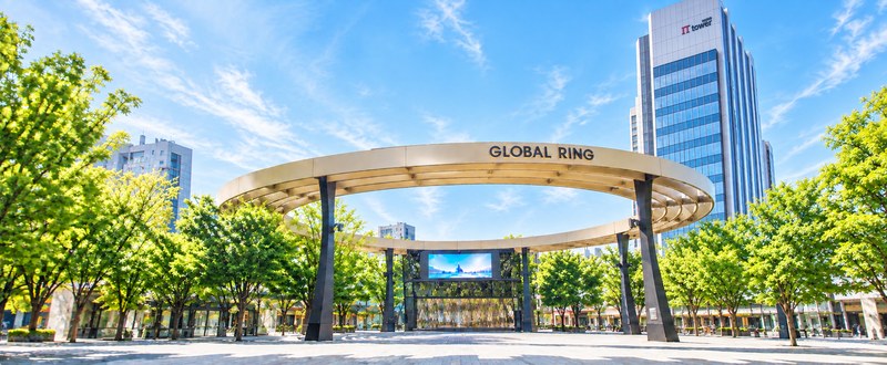 池袋西口公園のGLOBAL RING